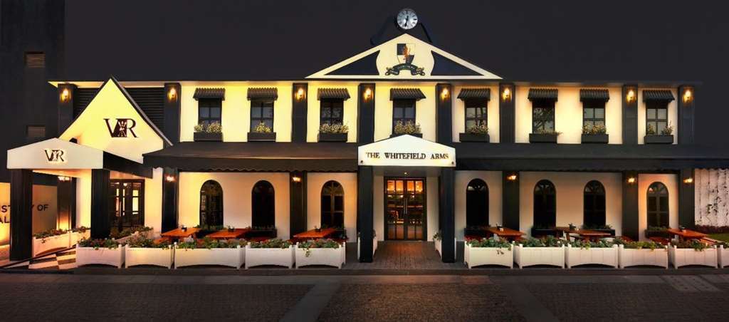 The Waverly Hotel & Residences Bangalore Restaurant photo