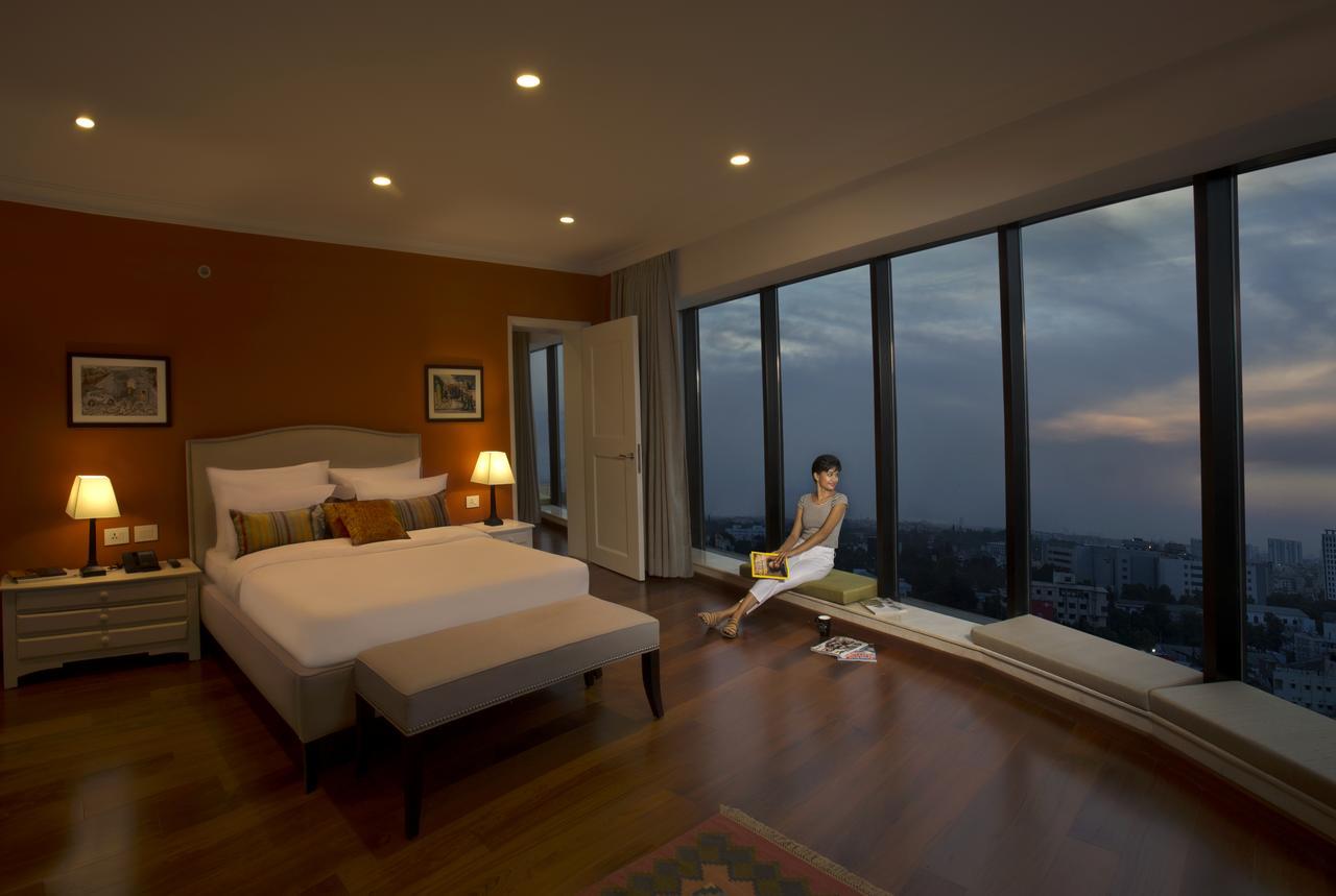 The Waverly Hotel & Residences Bangalore Exterior photo
